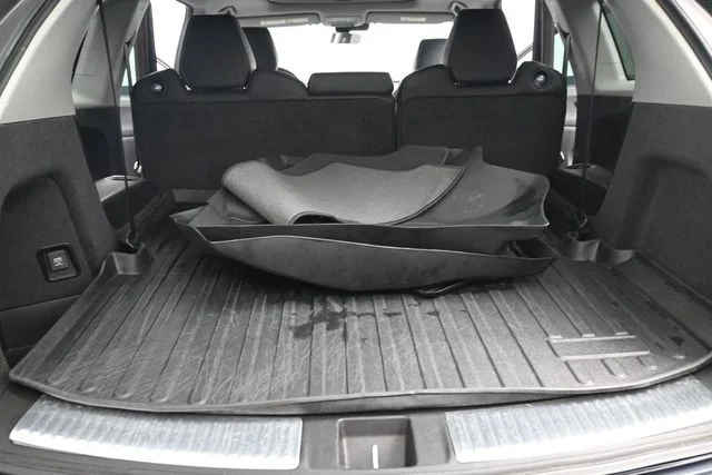 Used 2019 Gunmetal Metallic Acura 3.5L Technology Package image 19
