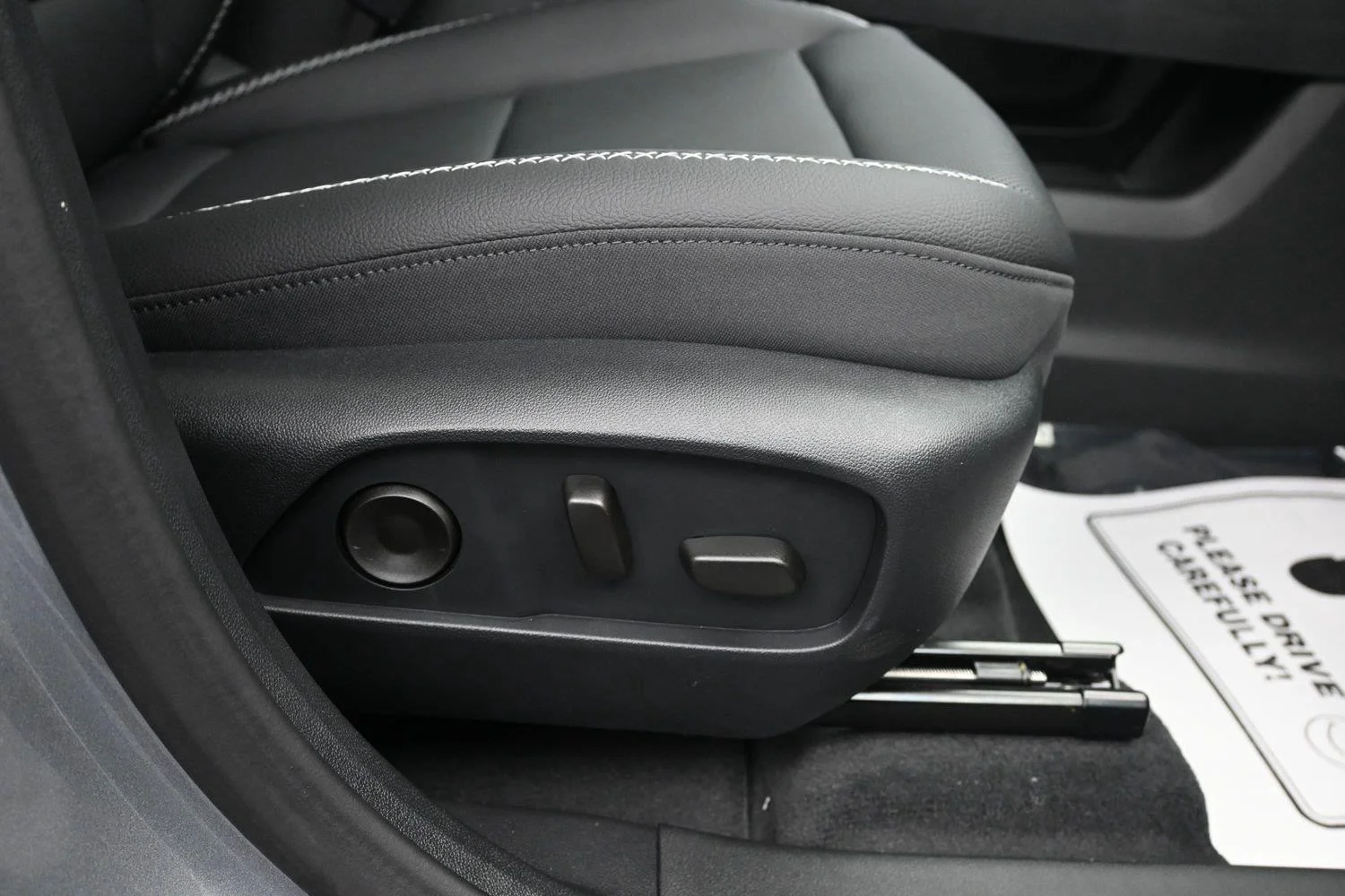 2026 GMC Terrain Denali - Photo 11
