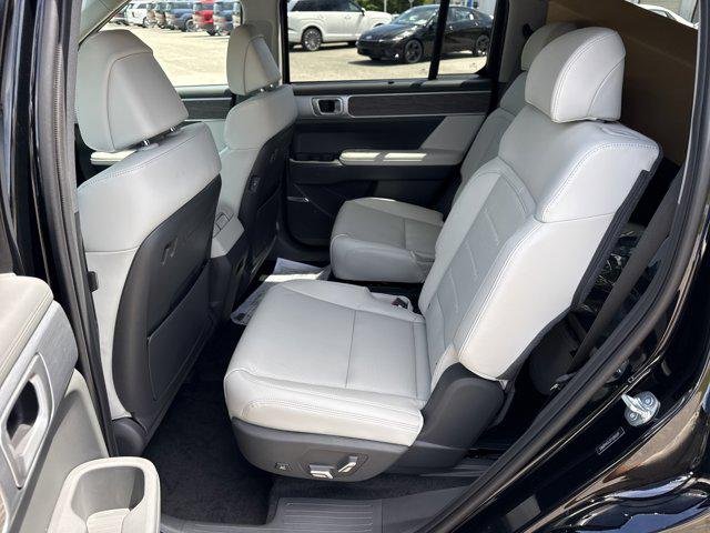 New 2026 Phantom Black Hyundai Limited FWD image 13