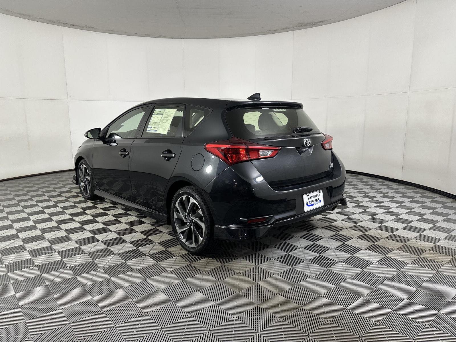Used 2017 Black Sand Pearl Toyota  image 2