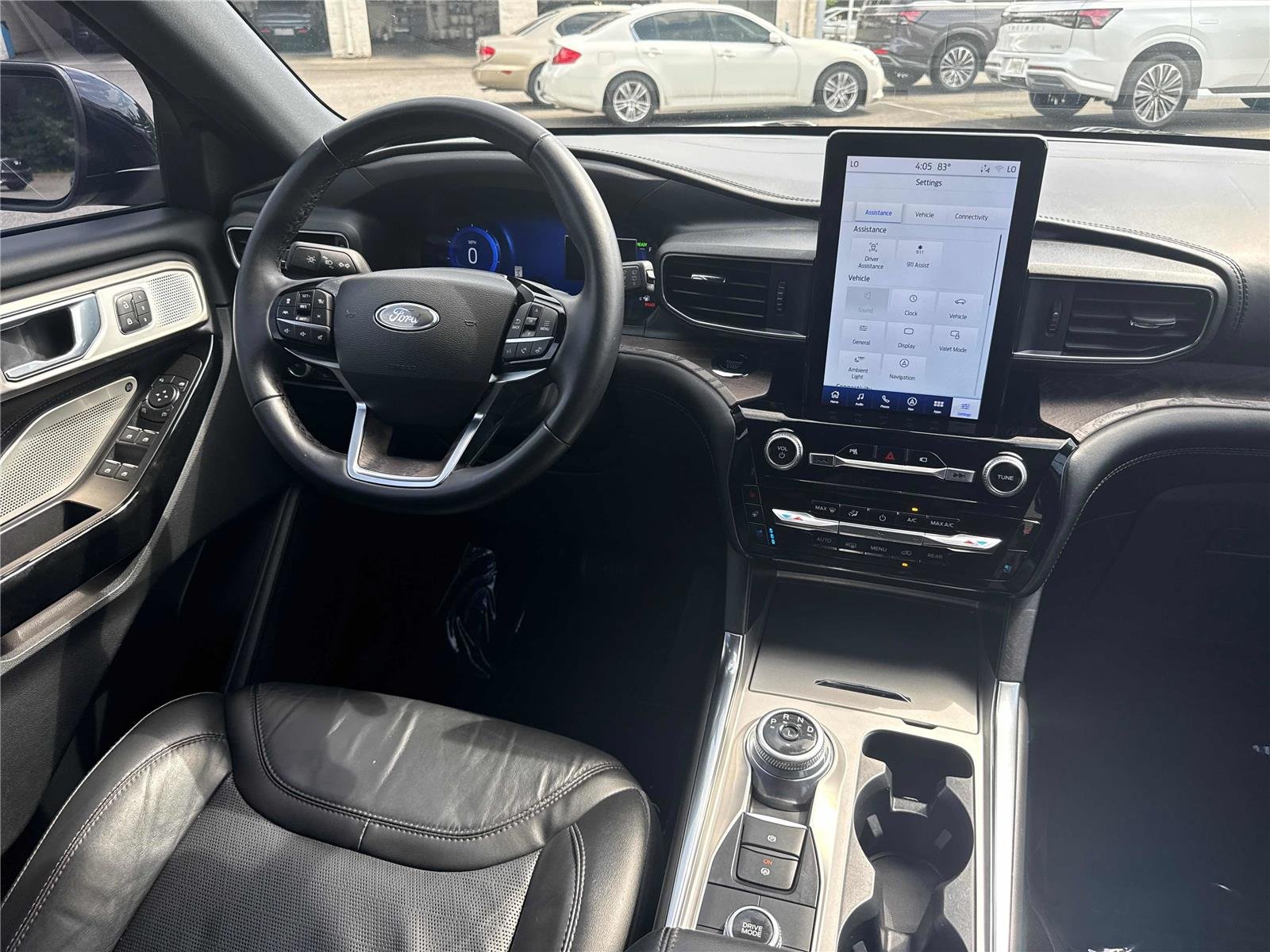 2022 Ford Explorer Platinum - Photo 14