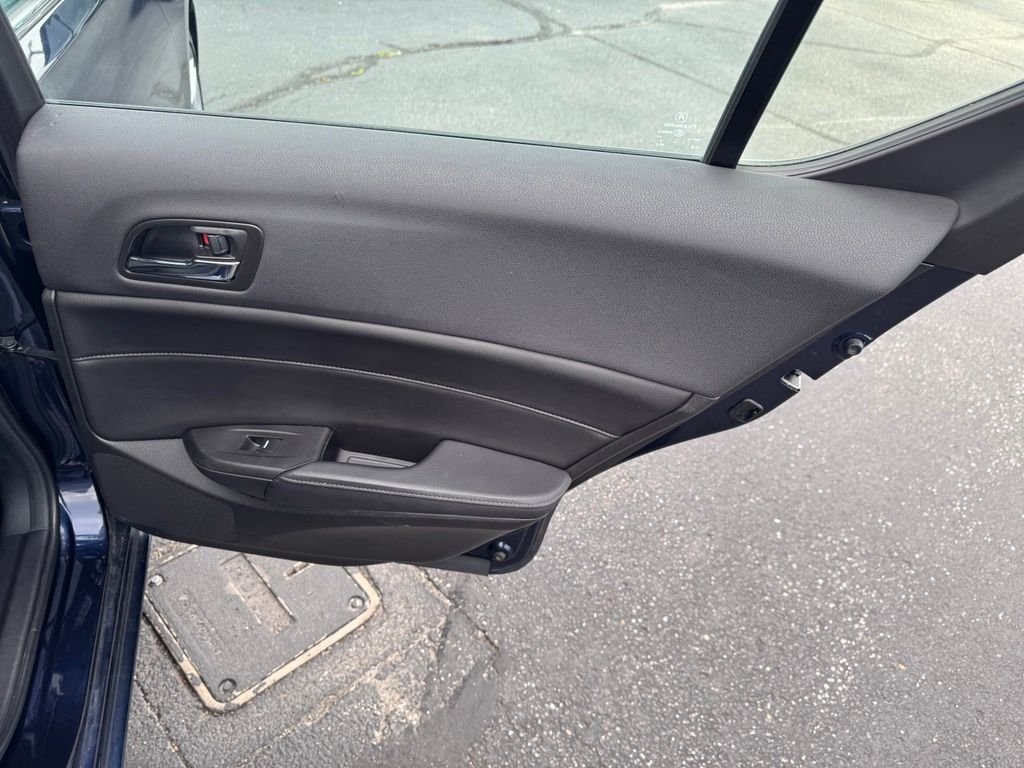 Used 2013 Fathom Blue Pearl Acura 2.0L image 25