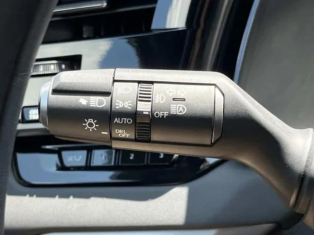 New 2026 Iridium Lexus PREMIUM PLUS image 43