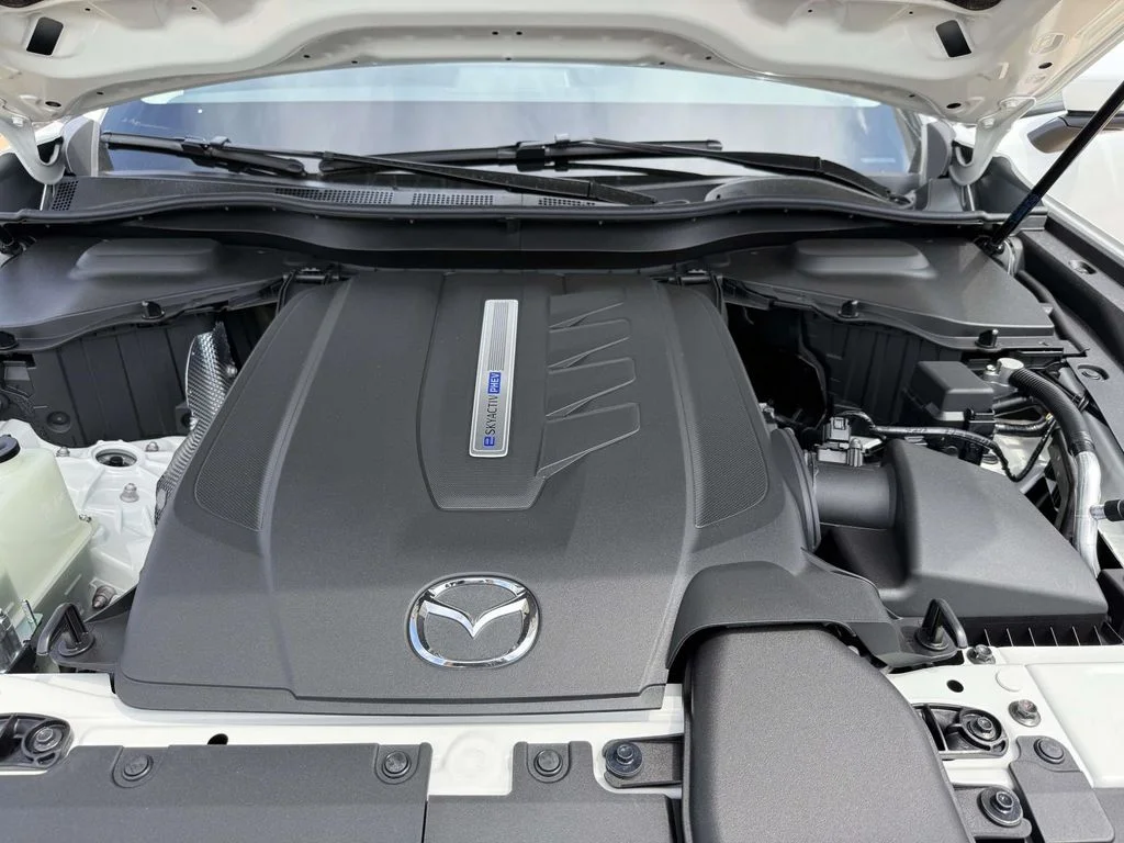 New 2026 White Mazda Preferred image 13
