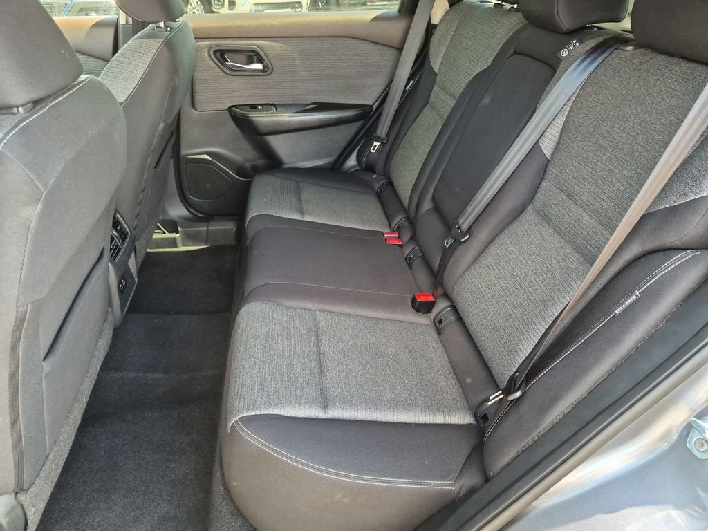 Used 2022 Gray Nissan SV image 25
