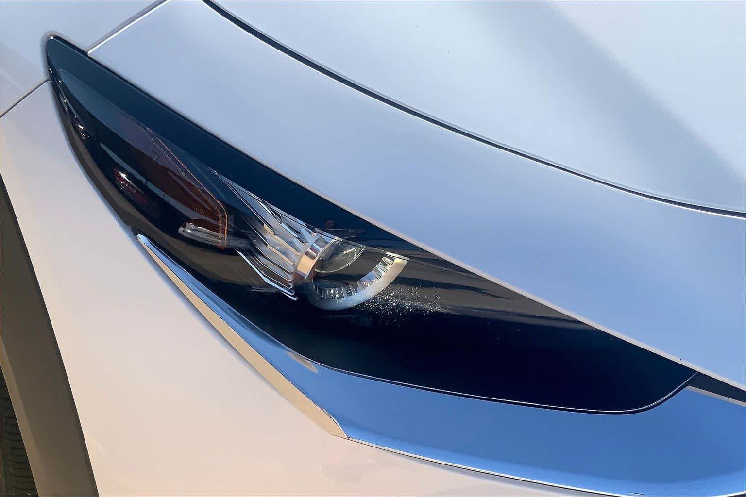 Used 2025 Snowflake White Pearl Mica Mazda 2.5 S Preferred Package image 27