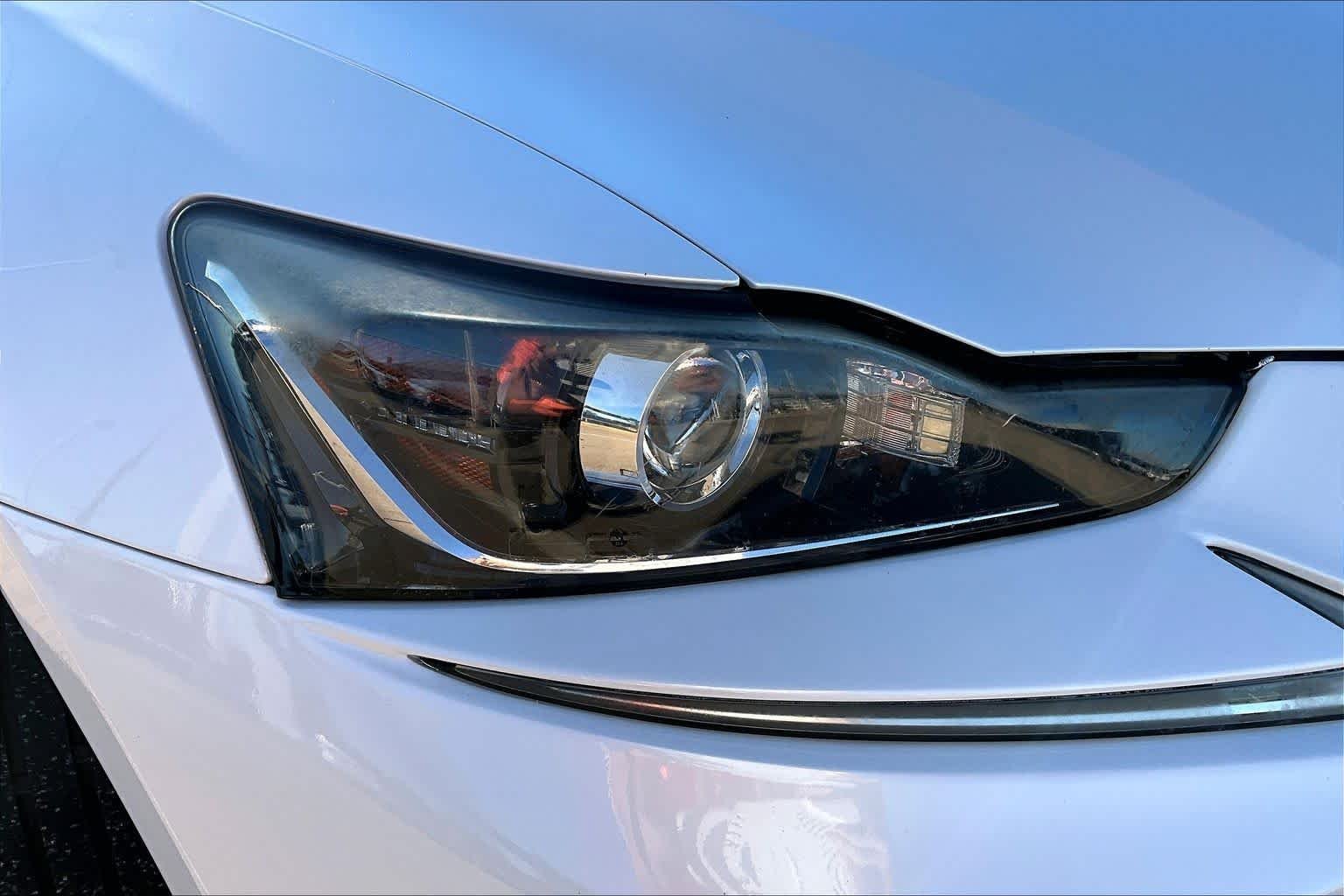 Used 2017 Eminent White Pearl Lexus  image 26