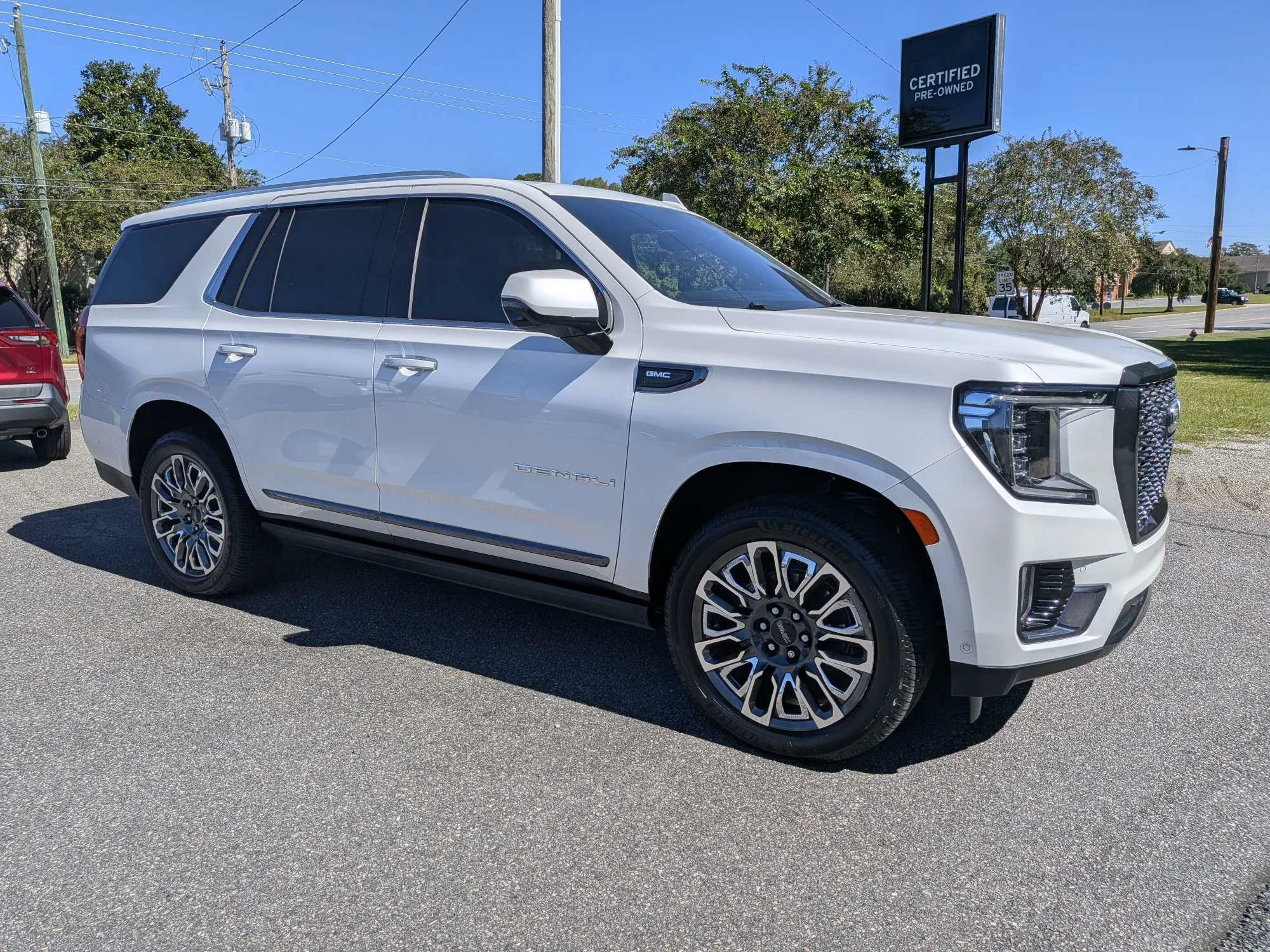 2023 GMC Yukon