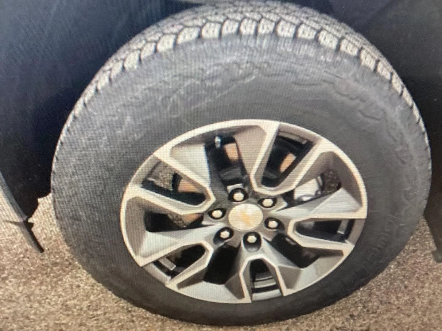 Used 2024 Sterling Gray Metallic Chevrolet LT image 7