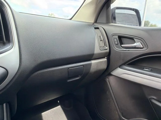 Certified Used 2018 Blue Metallic Chevrolet ZR2 image 20