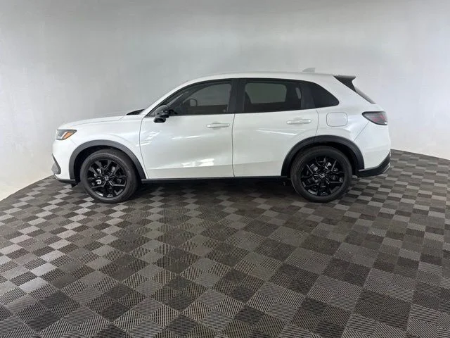 Used 2025 White Honda Sport image 10