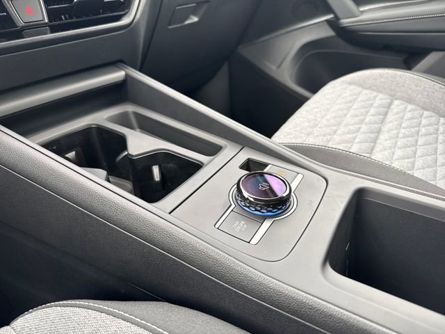 New 2026 Platinum Gray Metallic Volkswagen S image 29