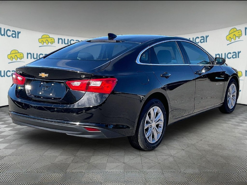 Used 2025 Mosaic Black Metallic Chevrolet LT image 6