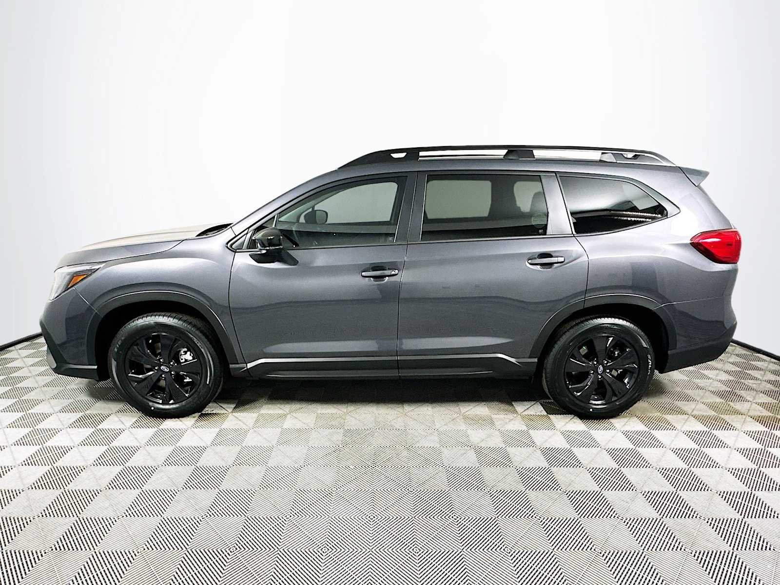 New 2026 MAGNETITE GRAY METALLIC Subaru Premium 7-Passenger image 4