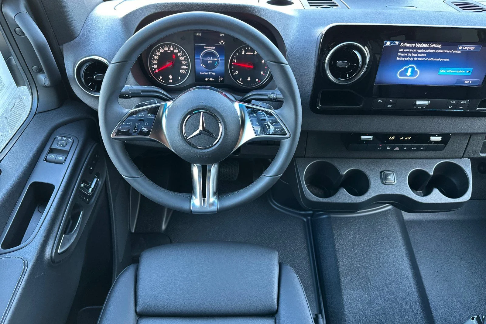 2026 Mercedes-Benz Sprinter Crew Van Base - Photo 11