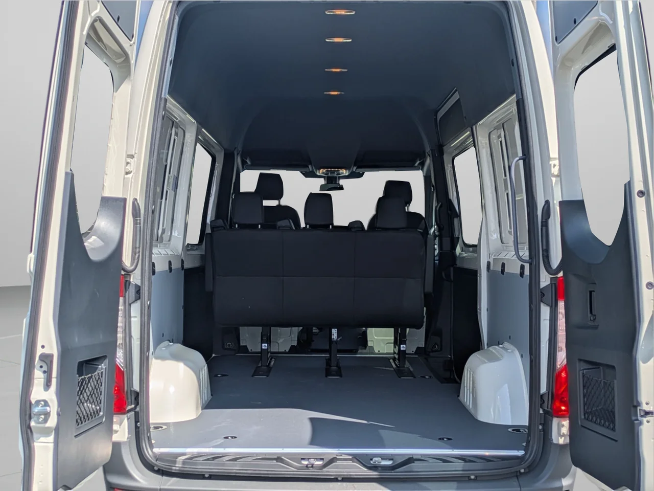 2025 Mercedes-Benz Sprinter Crew Van Base - Photo 8