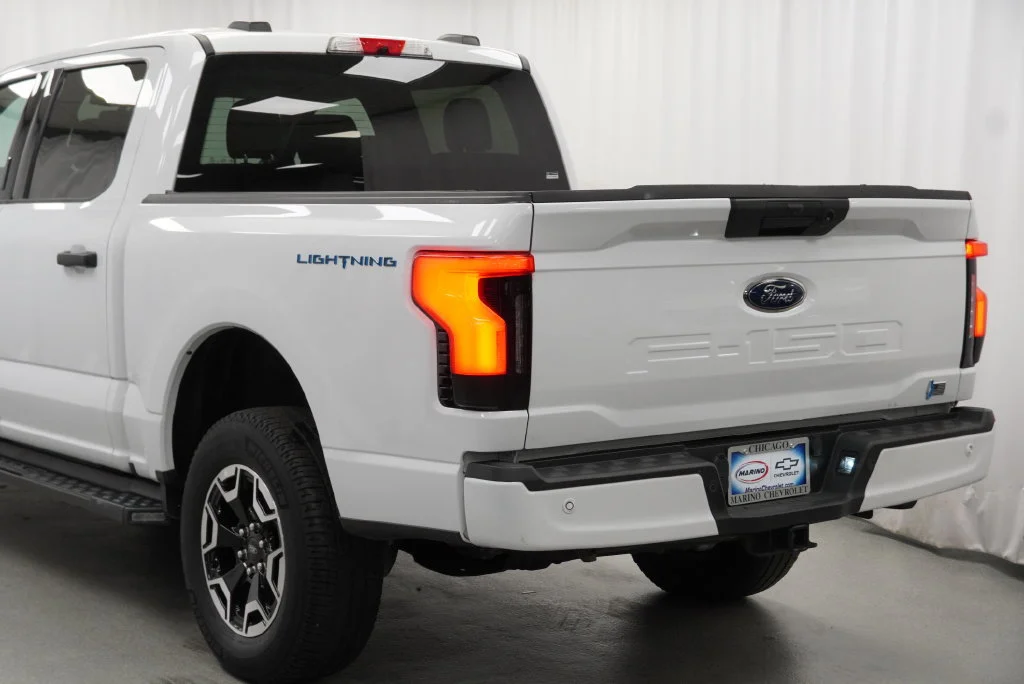 Used 2022 White Ford XLT image 19