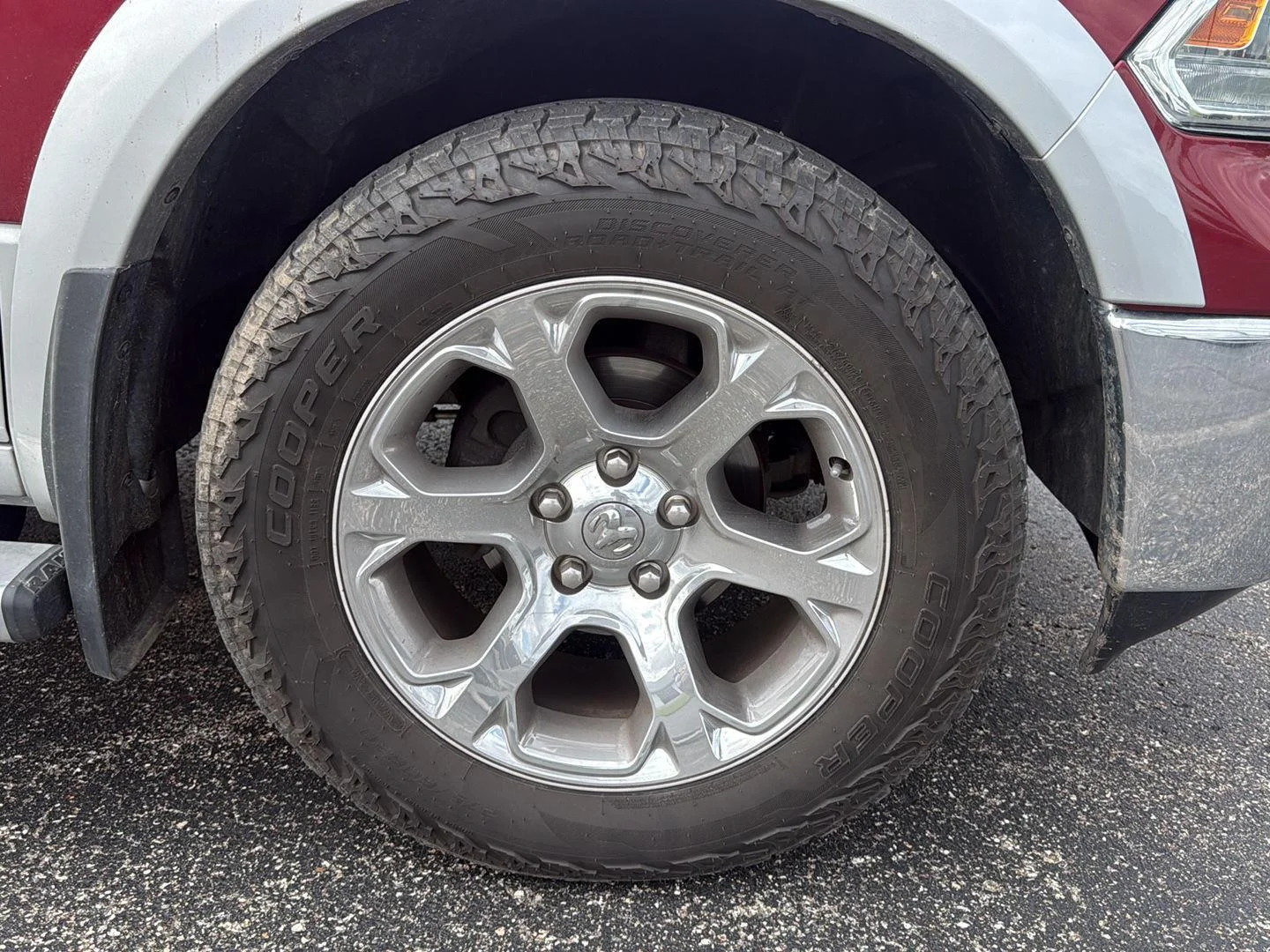 Used 2015 Deep Cherry Red Crystal Pearlcoat Ram Laramie image 5