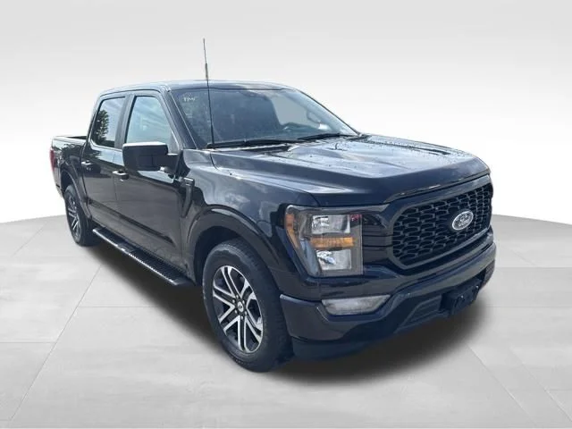 Used 2023 Black Ford XL image 4