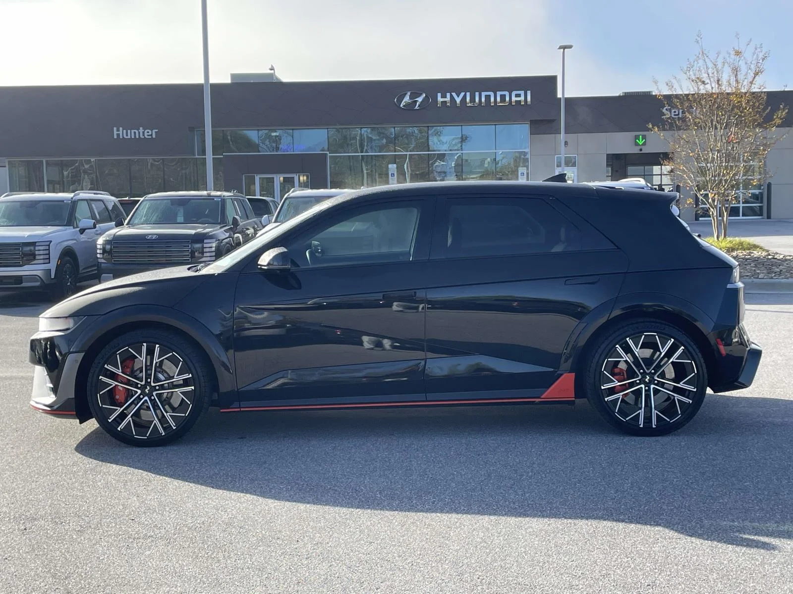 Used 2025 Abyss Black Hyundai Base image 26