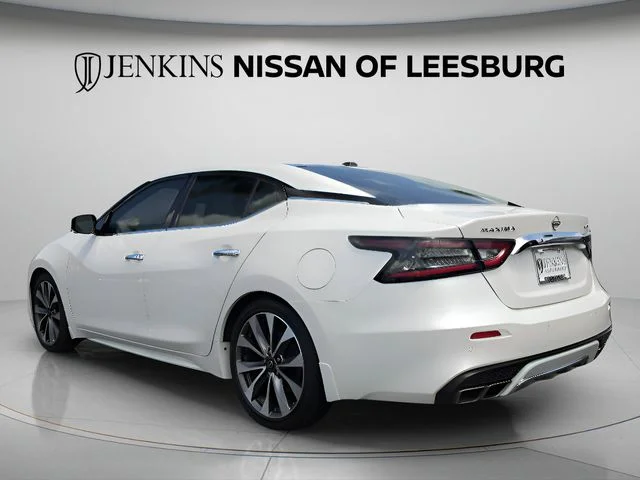 Used 2023 White Nissan Platinum image 9