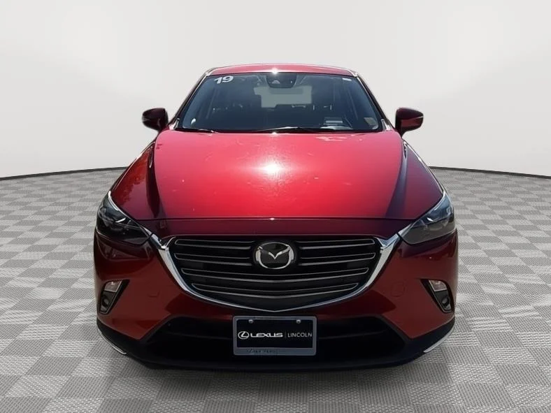 Used 2019 RED MAZDA GRTOUR image 5