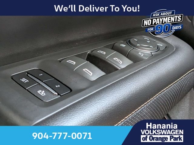 Used 2023 Black Chevrolet Premier image 27