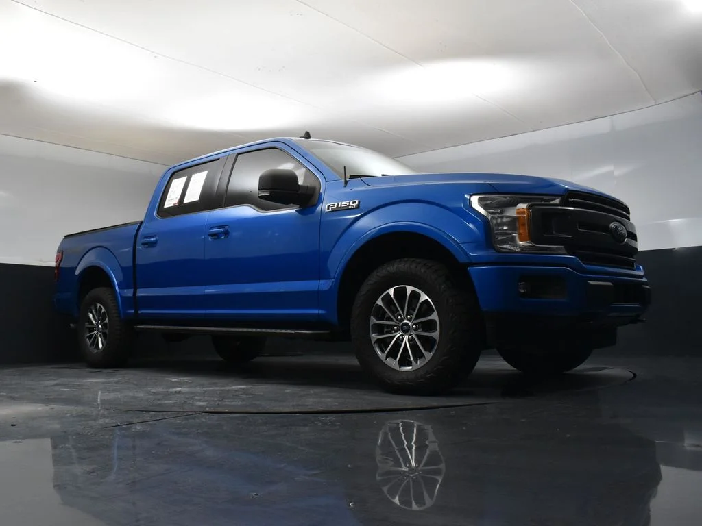 Certified Used 2020 Blue Ford XLT image 29