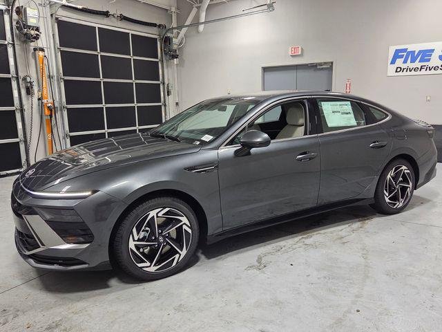 New 2026 Gray Hyundai SEL Sport image 3