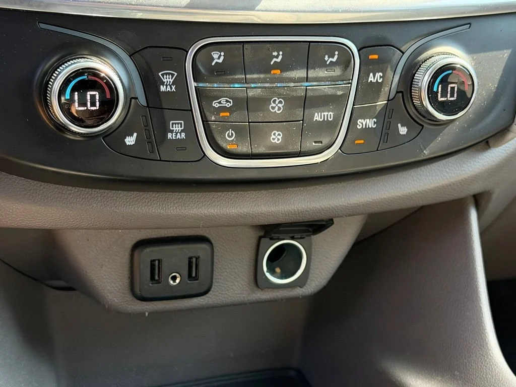 Used 2019 SATIN STEEL METALLIC Chevrolet LT Cloth image 26