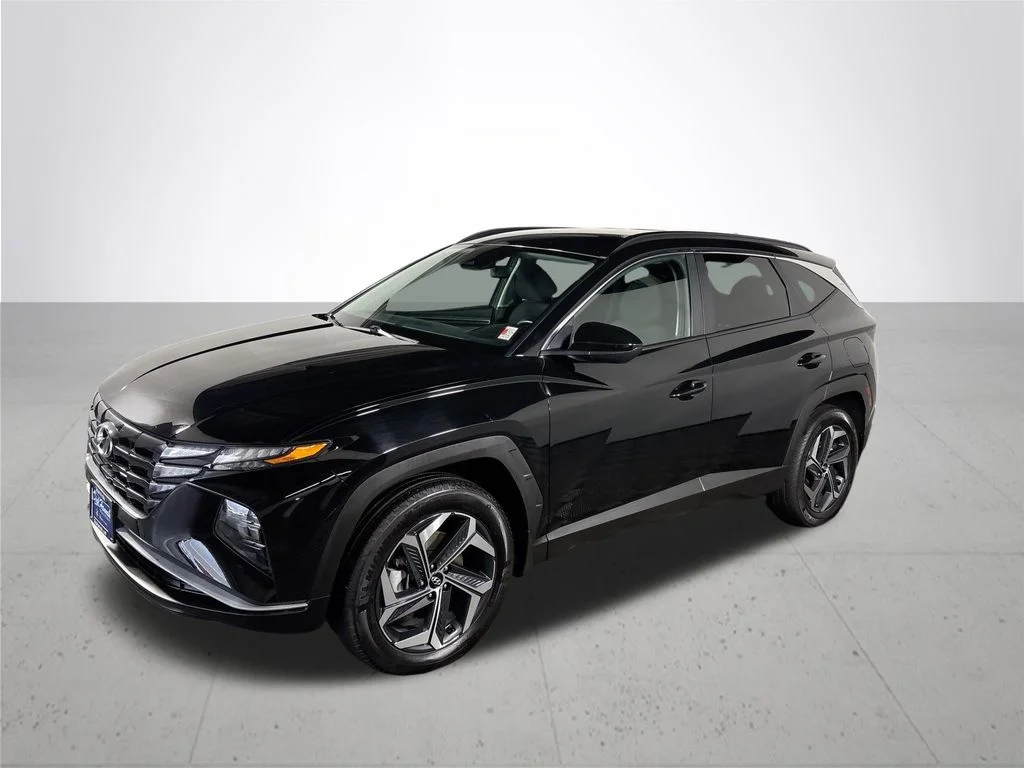 Used 2024 Black Hyundai SEL image 2