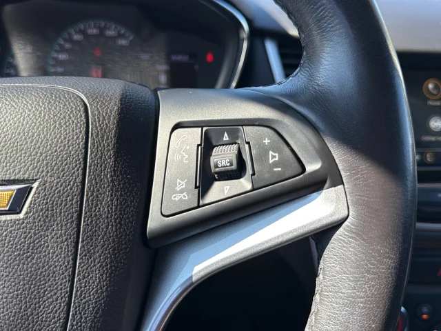 Used 2019 White Chevrolet LT image 18