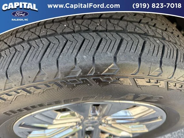 Used 2025 Blue Ford Lariat image 14
