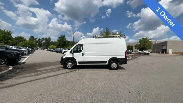 Used 2024  Ram Tradesman image 2