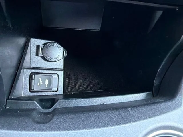 Used 2017 Gray Toyota XLE image 35