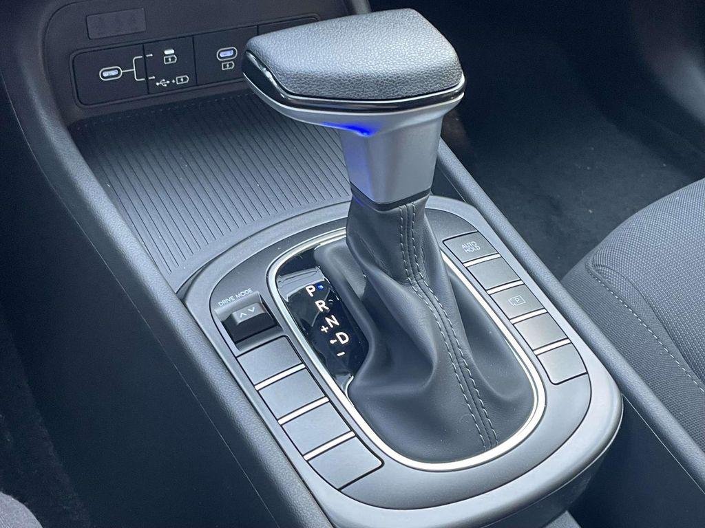 New 2026 Gray Hyundai SE FWD image 28
