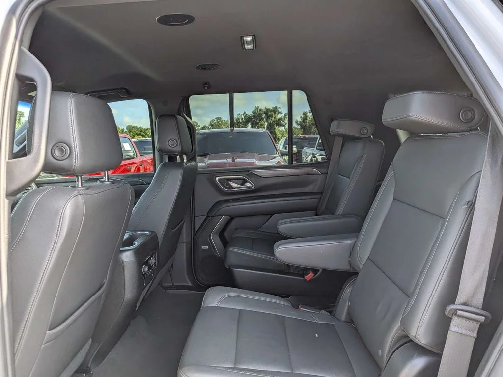 Used 2022 White Chevrolet Z71 image 15