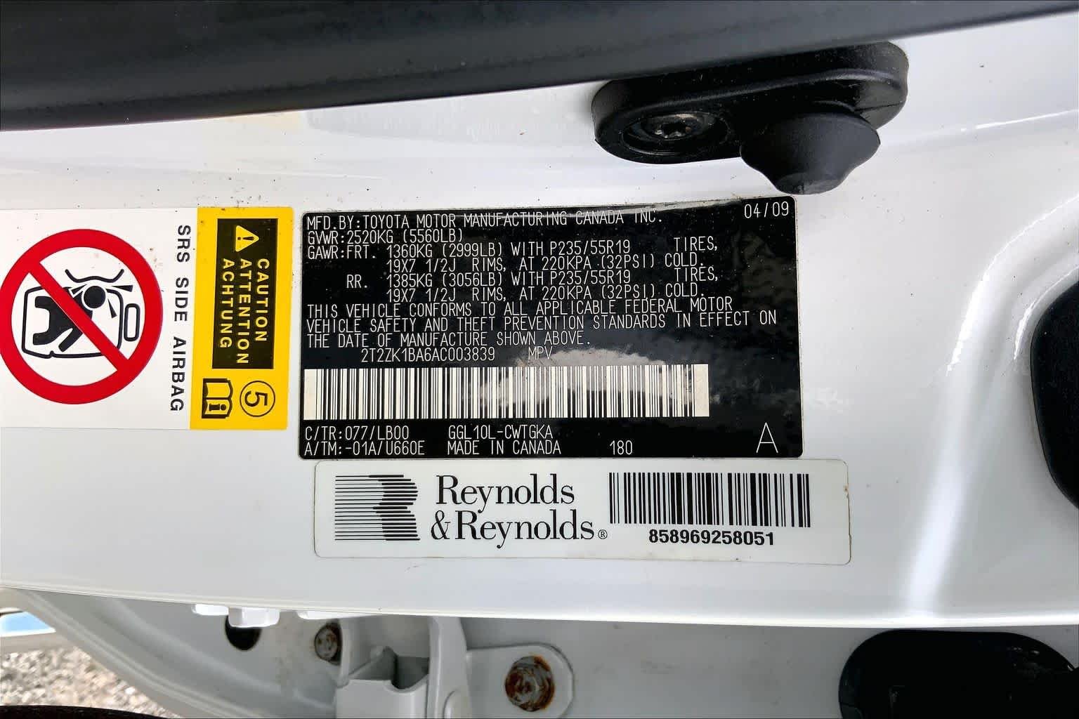 Used 2010 Starfire Pearl Lexus  image 34