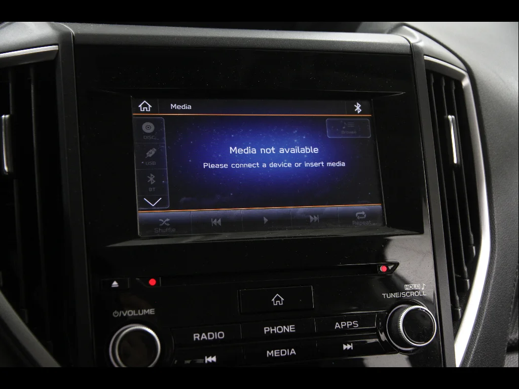 Used 2019 Ice Silver Metallic Subaru Base image 13