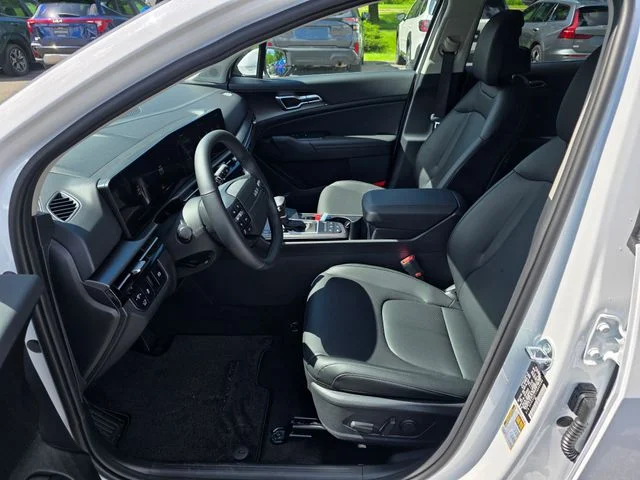 New 2026 Glacial White Pearl Kia EX image 15