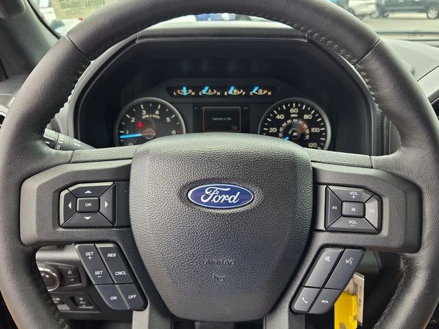 Used 2018 Shadow Black Ford XLT image 24
