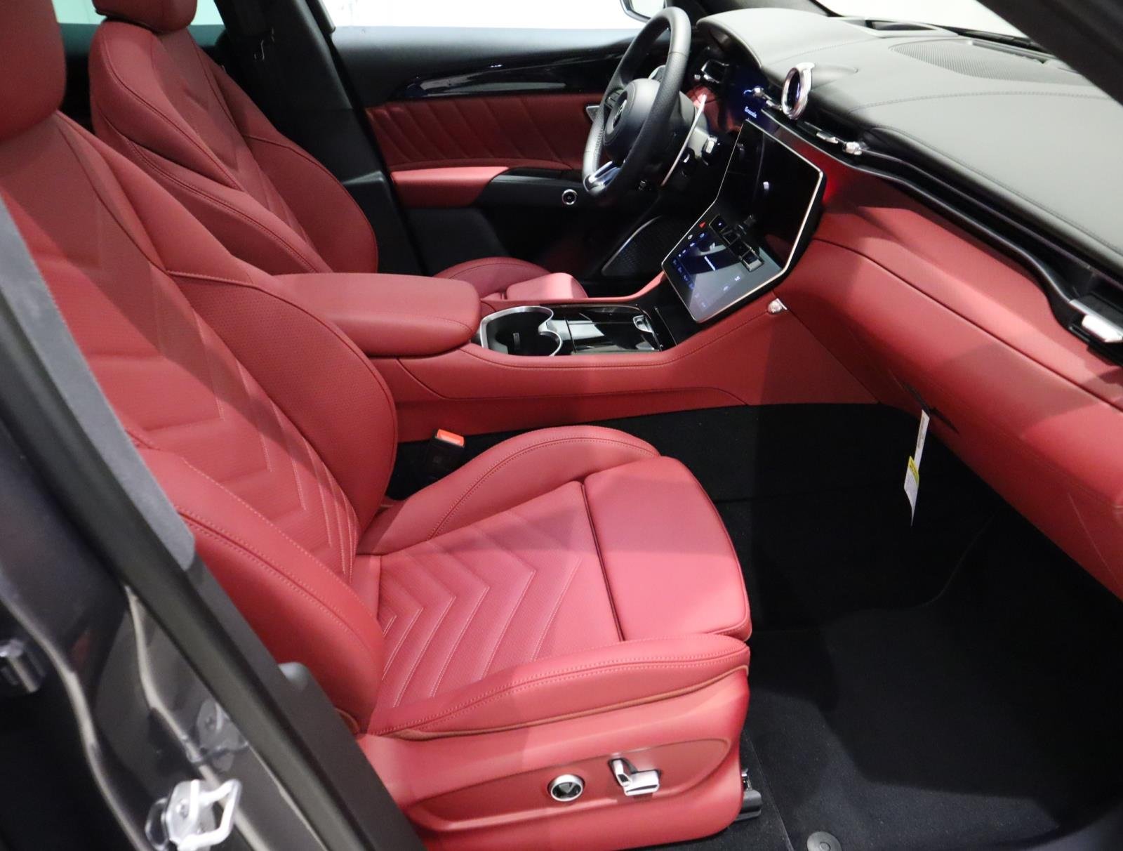 2025 Maserati Grecale MODENA - Photo 16