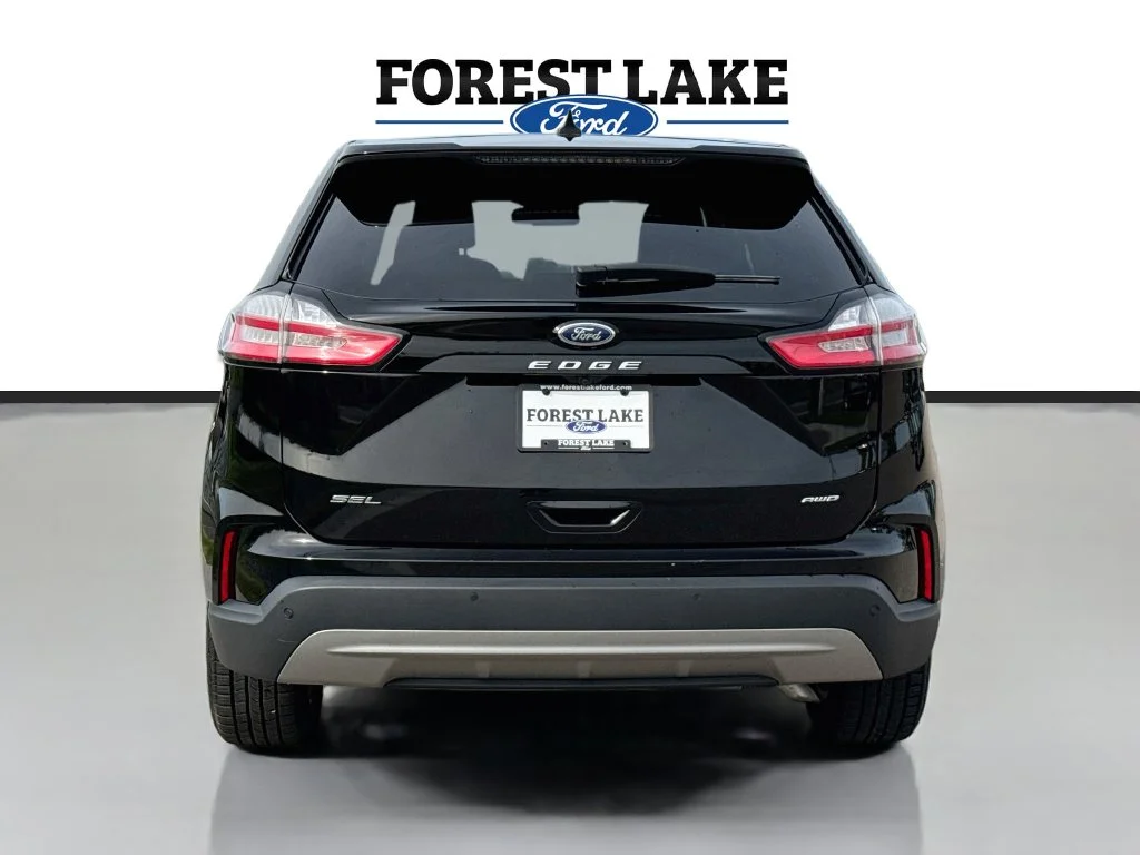 Certified Used 2024 Agate Black Metallic Ford SEL image 6