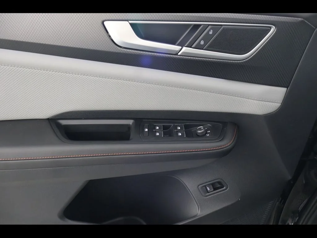 New 2026 Black Volkswagen 2.0T Peak Edition image 31