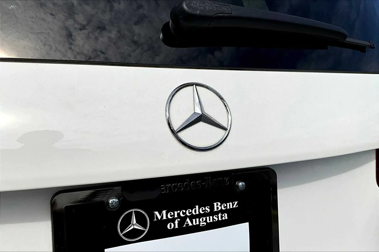 Used 2021 Polar White Mercedes-Benz GLB 250 image 30