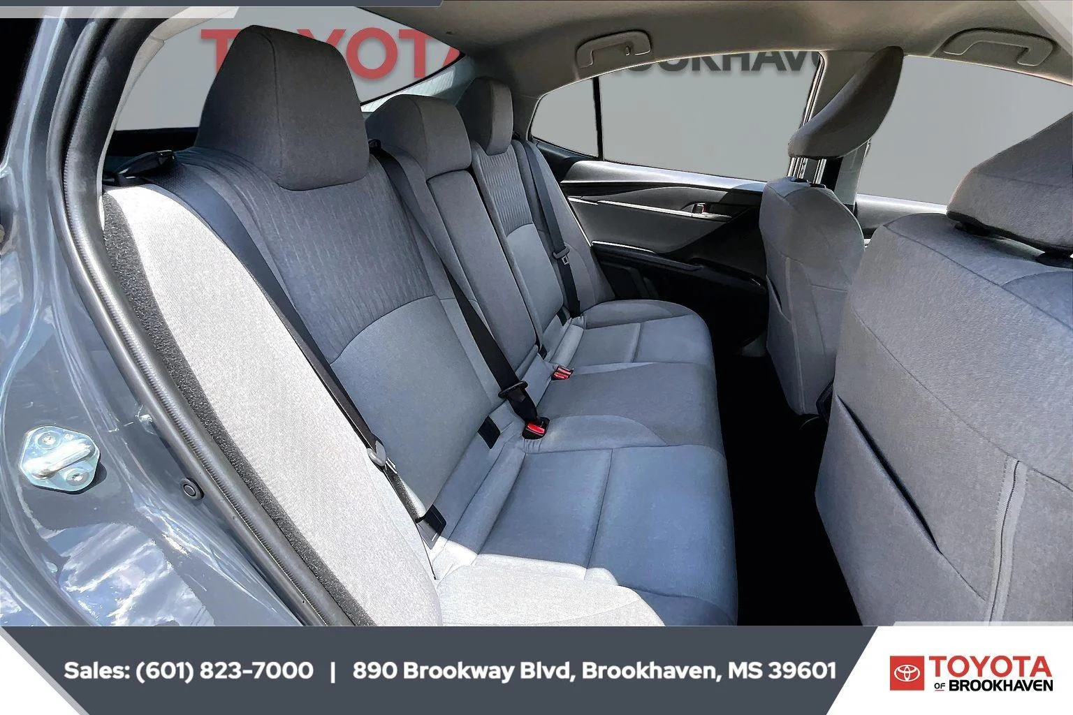 Used 2025 Underground Toyota LE image 20