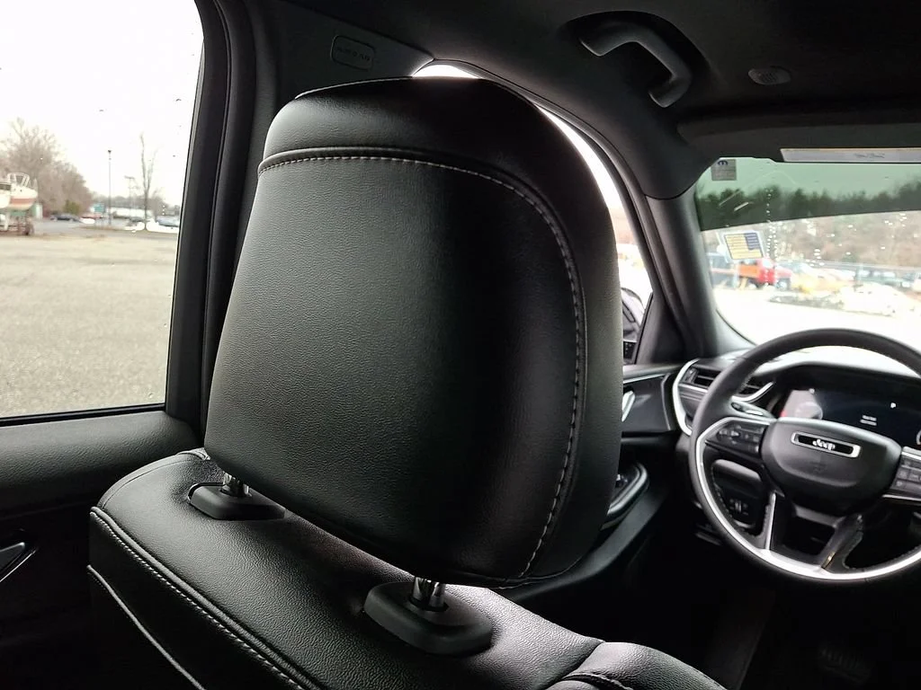 Used 2023 Bright White Clearcoat Jeep Altitude image 14