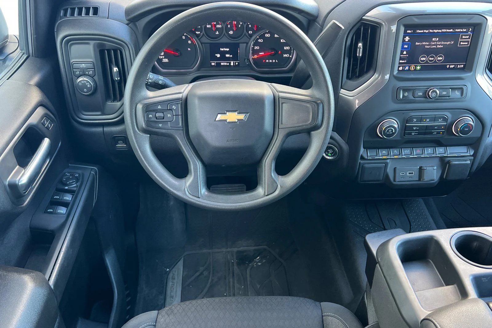 Used 2023 White Chevrolet Custom image 14
