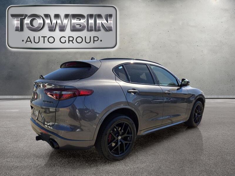 Used 2020 Gray Metallic Alfa Romeo SPORT RWD image 4