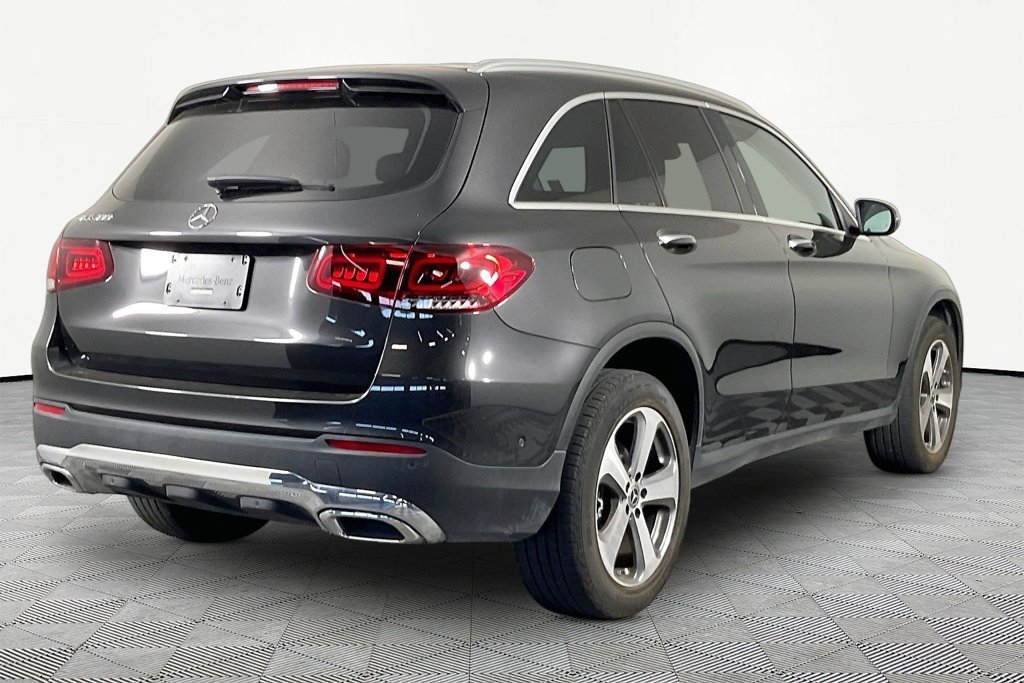 Used 2022 Black Mercedes-Benz GLC 300 image 5